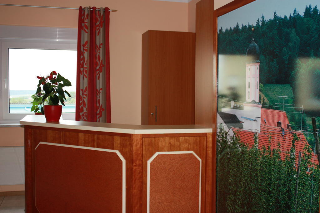 Boarding House Holledau Inn Schweitenkirchen Exterior foto